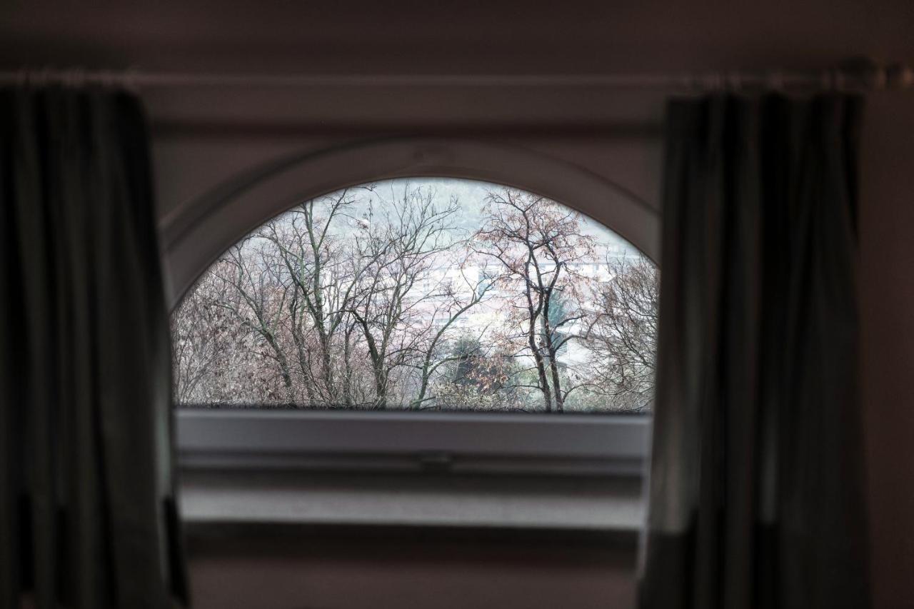 Salorino Apartments By Quokka 360 - With A View Of Nature 멘드리지오 외부 사진